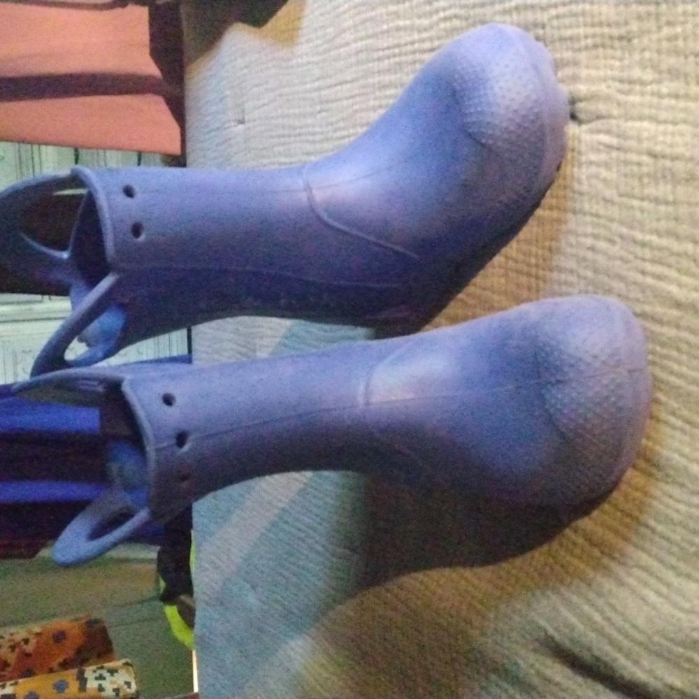 Crocs  Little Kids Royal Blue Rain Boots size 2